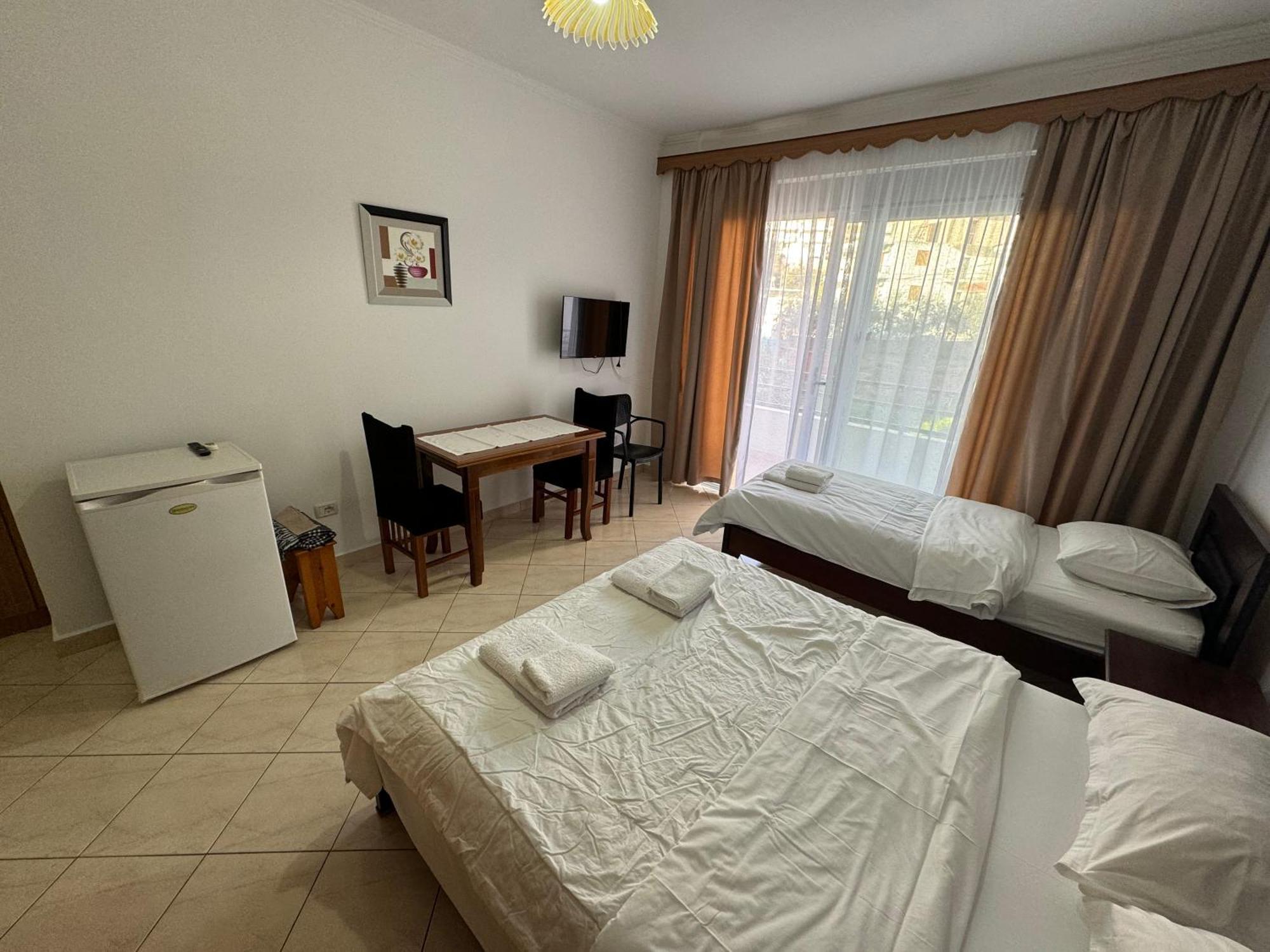 Comfort Apartments Promenade Saranda Kültér fotó
