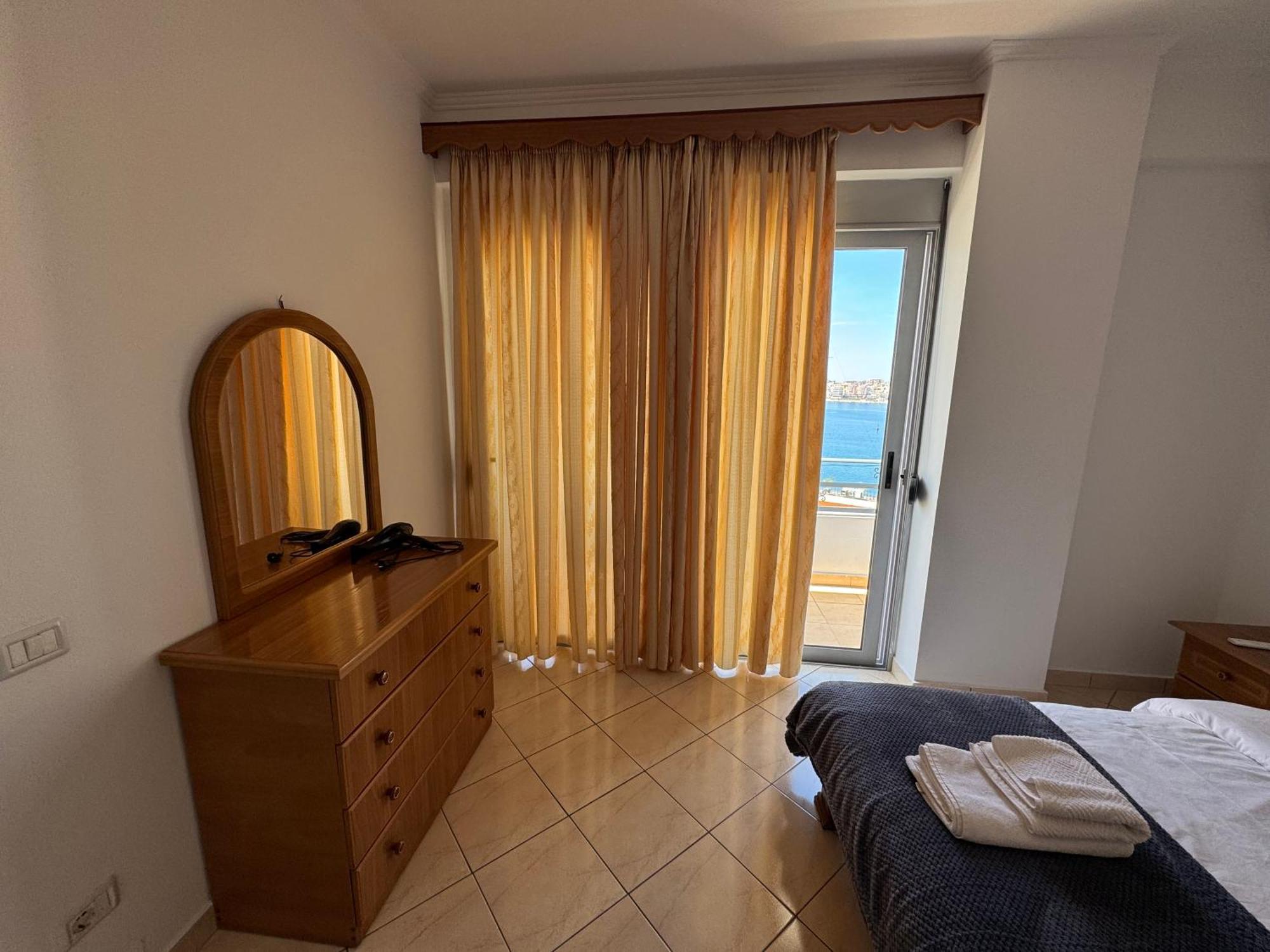 Comfort Apartments Promenade Saranda Kültér fotó