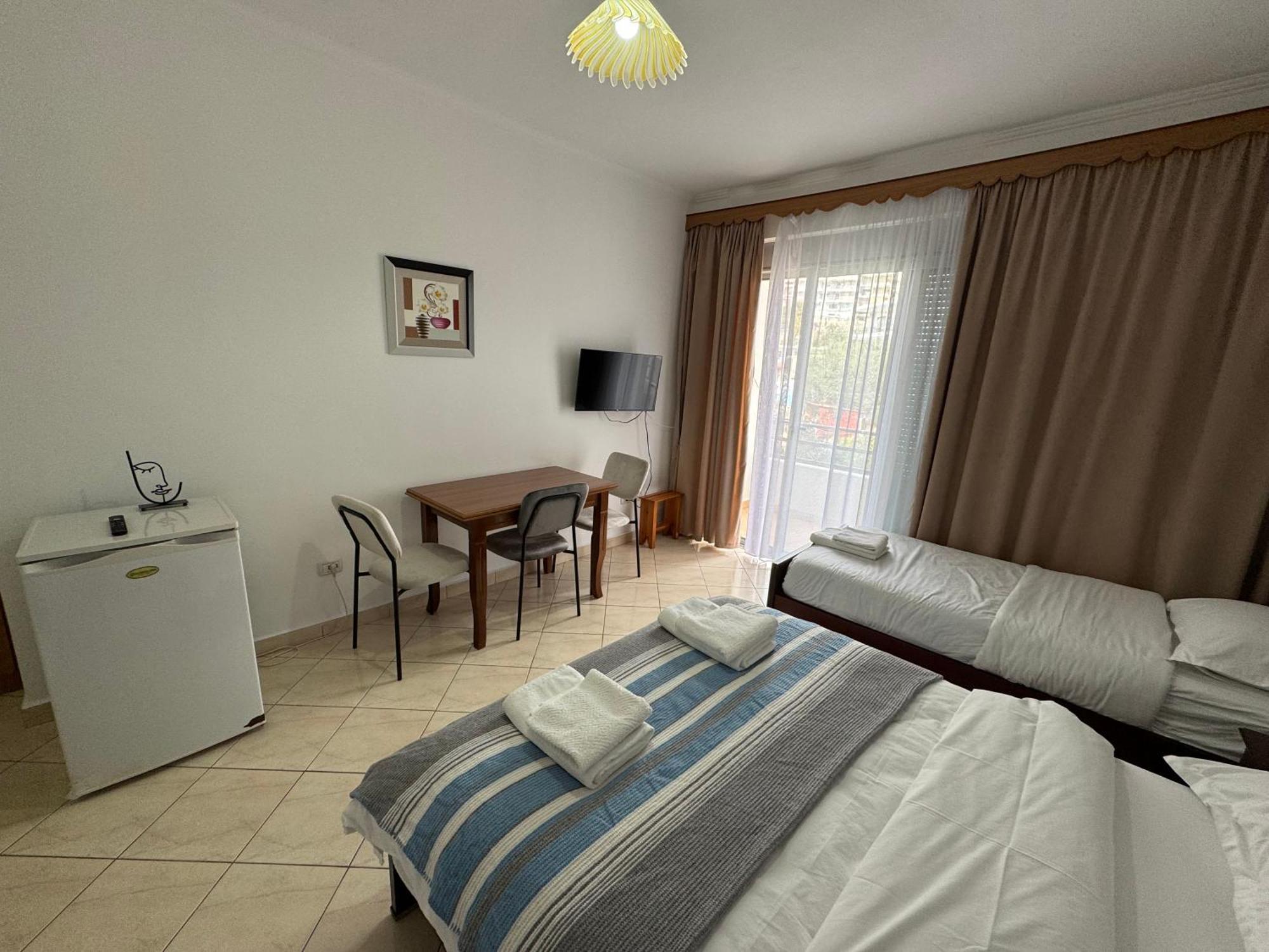 Comfort Apartments Promenade Saranda Kültér fotó