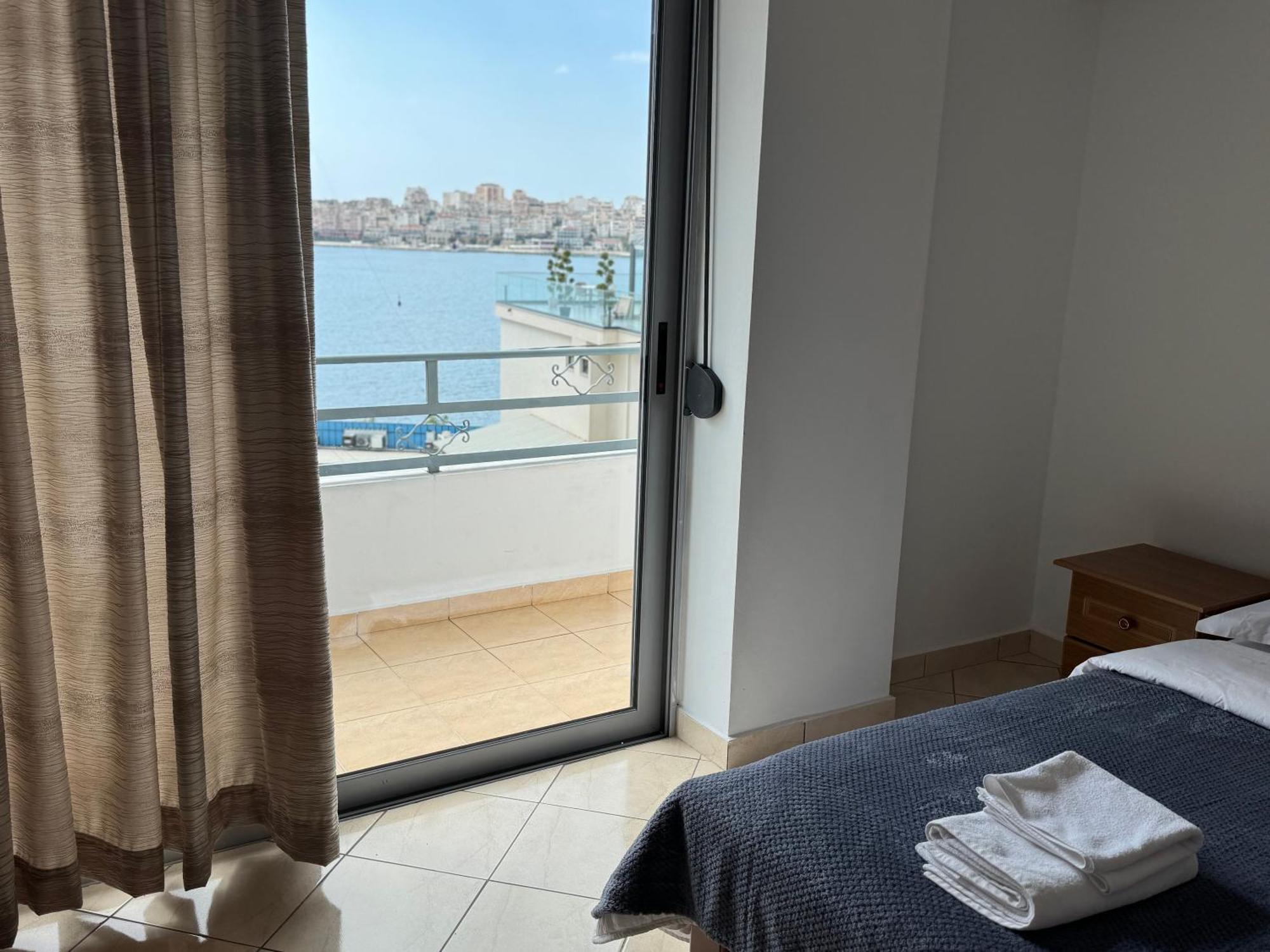 Comfort Apartments Promenade Saranda Kültér fotó